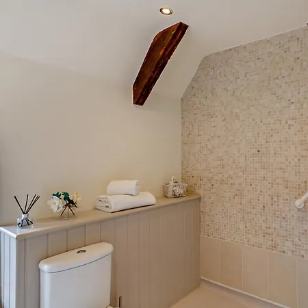 3 Bed In Richmond 94740